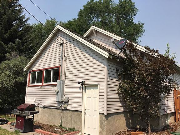 2nd image of 660 Whittier St