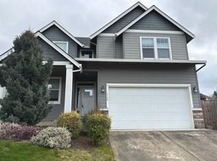 1380 NE Rockwell Dr, Estacada, OR 97023