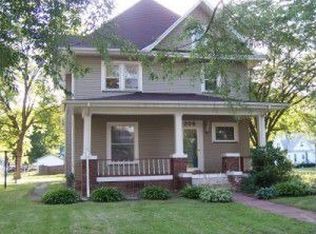 206 N Swarts St, Abingdon, IL 61410