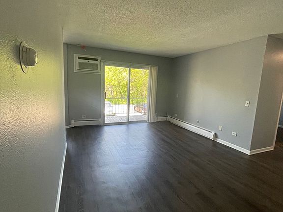 3rd image of 2200 Lewis Ave APT 204