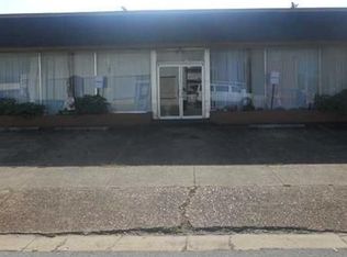 214 N Nashville Ave, Sheffield, AL 35660