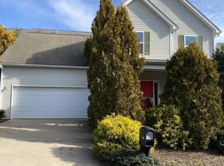 125 Fallen Spruce Dr, Asheville, NC 28806