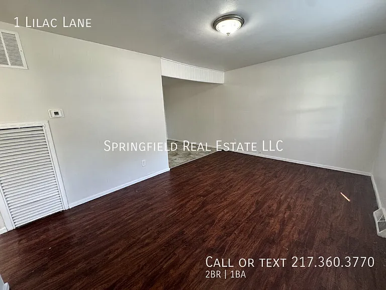 1 Lilac Ln — Photo 3