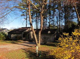 303 Chestnut Ct, Yorktown, VA 23692