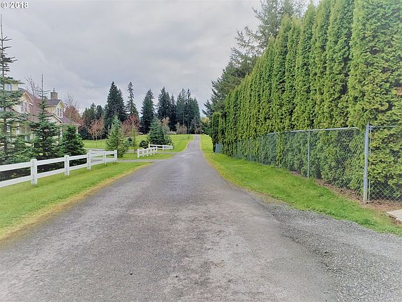 2nd image of 12718 NE 61st Pl