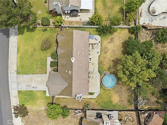5th image of 11814 Creighton St