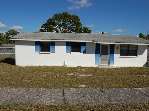 9513 LAKEVIEW COURT, SPRING HILL, FL 34608