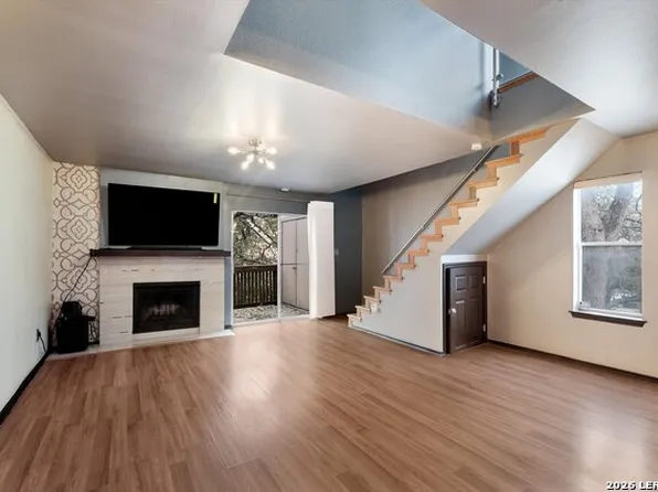 4107 Medical Dr APT 2208, San Antonio, TX 78229