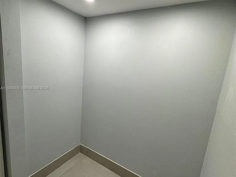 9440 SW 8th St #402 — Photo 20