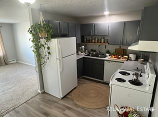 405 Saint Vrain Pl #202, Colorado Springs, CO 80904