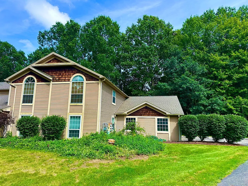 1306 Fox Run Ct