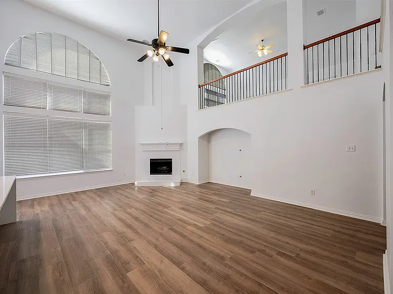 1700 Little River Ct — Photo 17