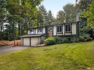 12305 Maplewood Ave, Edmonds, WA 98026