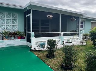 4402 NW 44th Ter, Tamarac, FL 33319