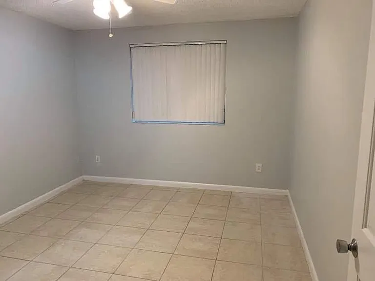 2640 S University Dr — Photo 22