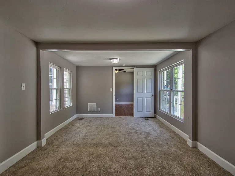 409 Perkins St — Photo 6