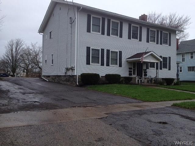 2nd image of 7 Bright St