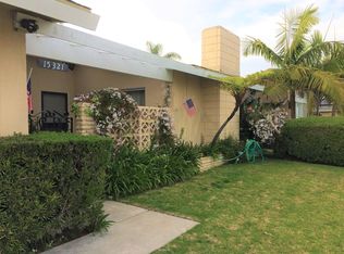 15321 Nottingham Ln, Huntington Beach, CA 92647