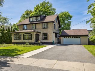 21 Rand Pl, Pittsford, NY 14534