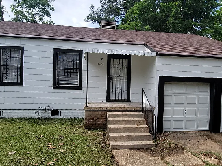 3633 W College St — Photo 1
