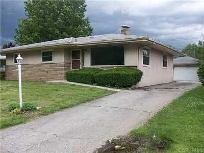 4268 E Livingston Ave photo 1