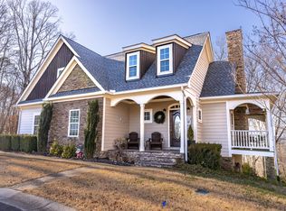 235 Magnolia Ct, Summerville, GA