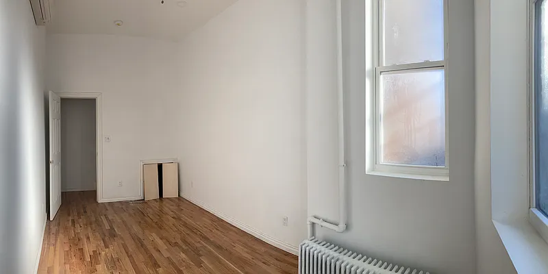 Rented by Brooklyn Real Estate Services | media 2