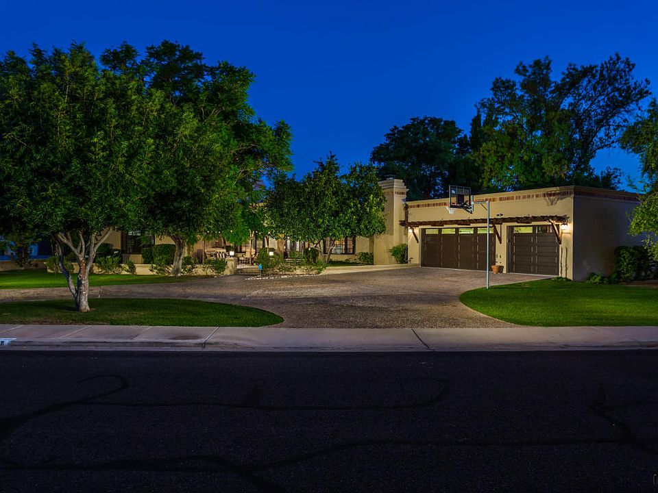 1st image of 1539 E Elmwood Cir