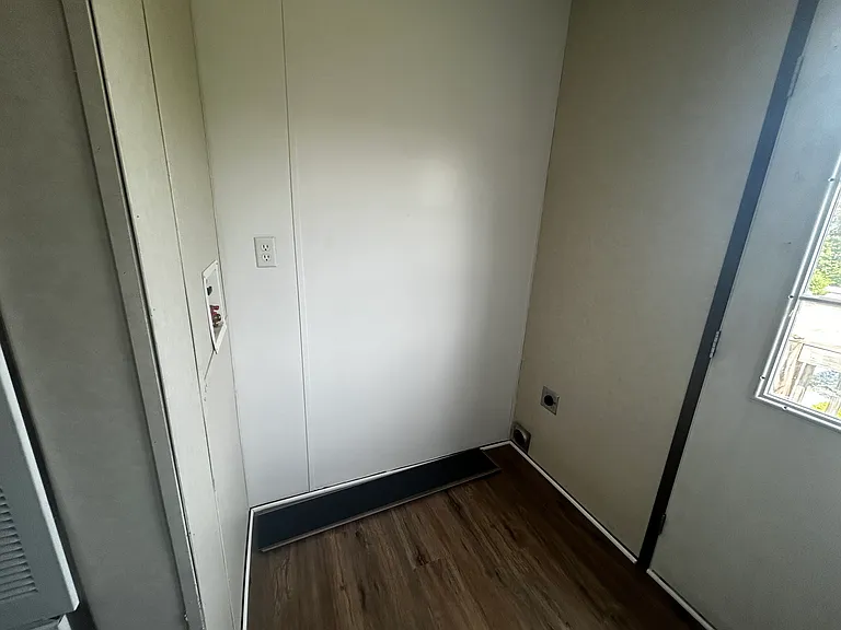 206 Ruby St — Photo 12