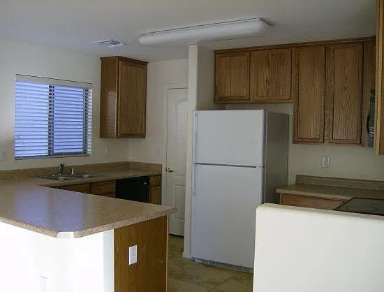 6713 E Stacy St — Photo 3