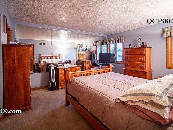 4th image of 1129 Terrace Park Dr