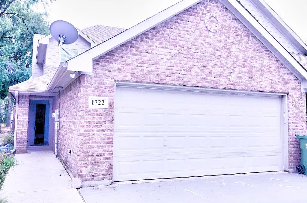 2 bed, 1.5 bath, 1425 sqft, $1,750 — Photo 1