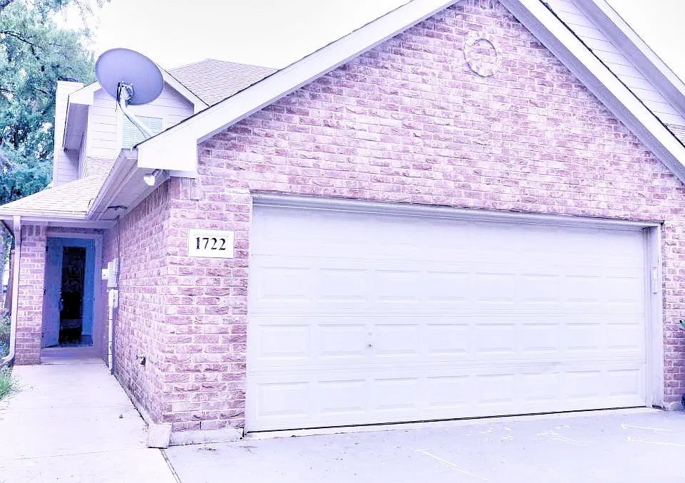 1722 Scenic Dr