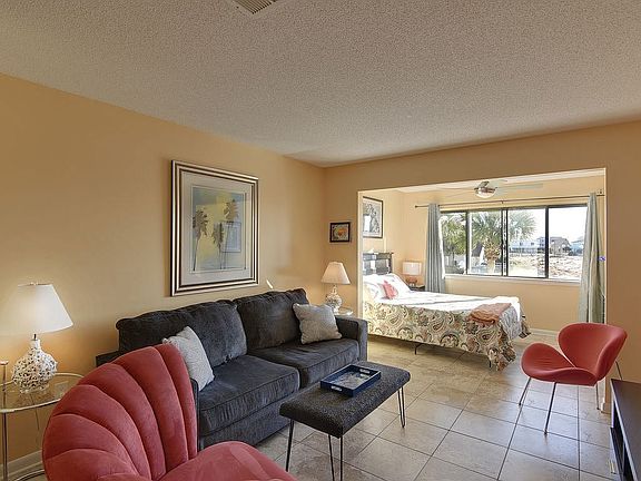5th image of 7453 Sunset Harbor Dr #204