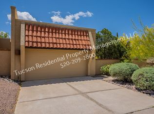 936 E Camino Diestro, Oro Valley, AZ 85704