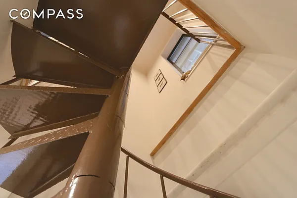 Rented by Compass | media 38