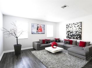 14630 SW 15th St, Pembroke Pines, FL 33027