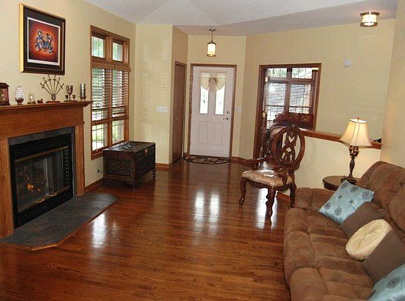 2nd image of 6112 Princeton Ln