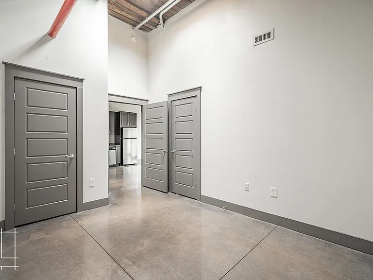 Wonder Bread Lofts — Photo 139