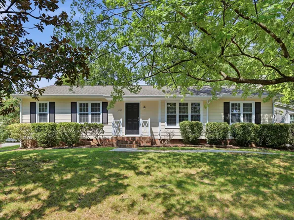 3701 Sue Ellen Dr, Raleigh, NC 27604