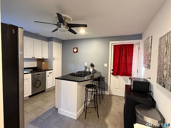 3rd image of 106 Greenhill Terrace