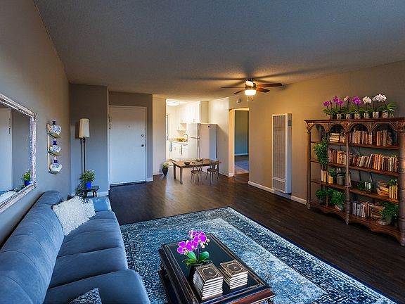 2nd image of 2971 N Main St #5286405
