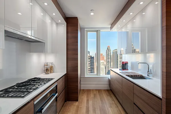 Sold by Stribling | media 5