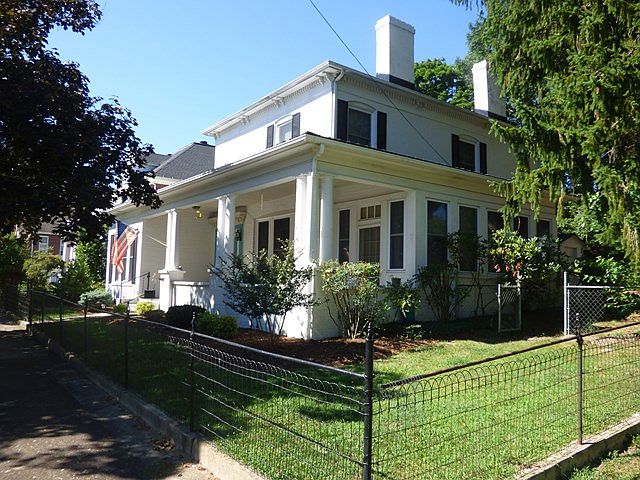 1st image of 360 Church St