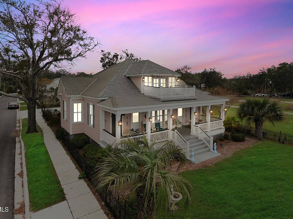 1114 Beach Blvd, Biloxi, MS 39530 Zillow
