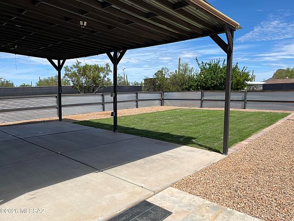3rd image of 6450 N Gemstone Rd