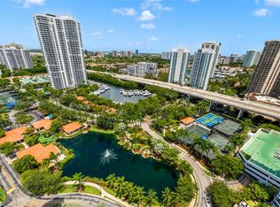 Mystic Pointe Condo, Aventura, FL 33180
