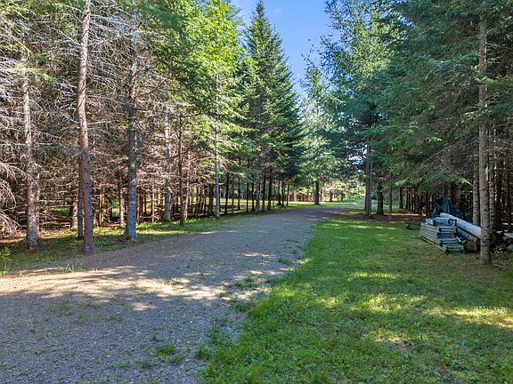 5th image of 963B Rangeley Road