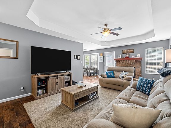 2nd image of 3454 Kingfisher Dr