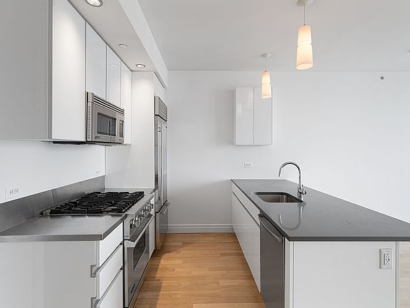4th image of 554 54th St #27K